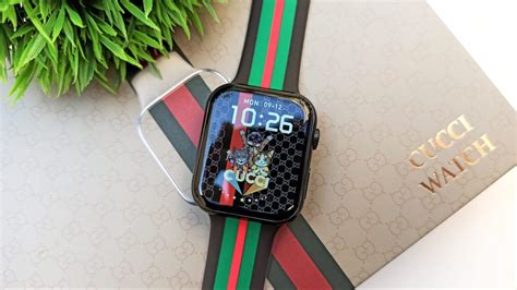 gucci スマートウォッチ|gucci smartwatch band.